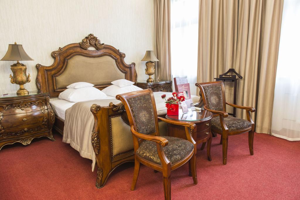 Hotel Europa Kalisz  Luaran gambar